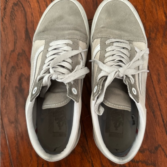 Men’s Vans - Picture 4 of 6